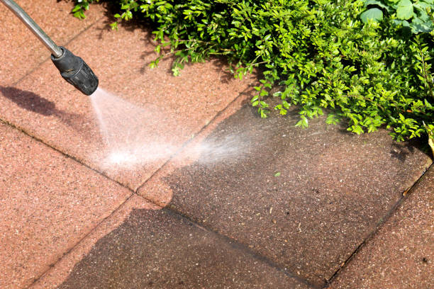 Best Garage Pressure Washing  in Gberts, IL